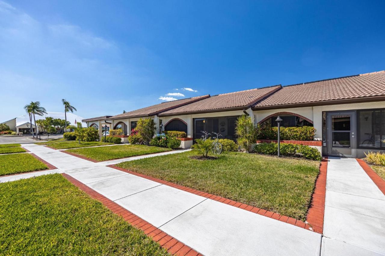 Association, Tennis Courts And Pool, Sleeps 4 - Cinnamon Cove Cozy Condo Fort Myers Exterior photo